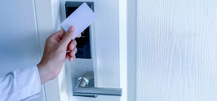 Why Choose Us for Your Keycard Lock Installation in Sainte-Julie, QC?