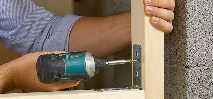 Jimmy Proof Deadbolt Repair Sainte-Julie